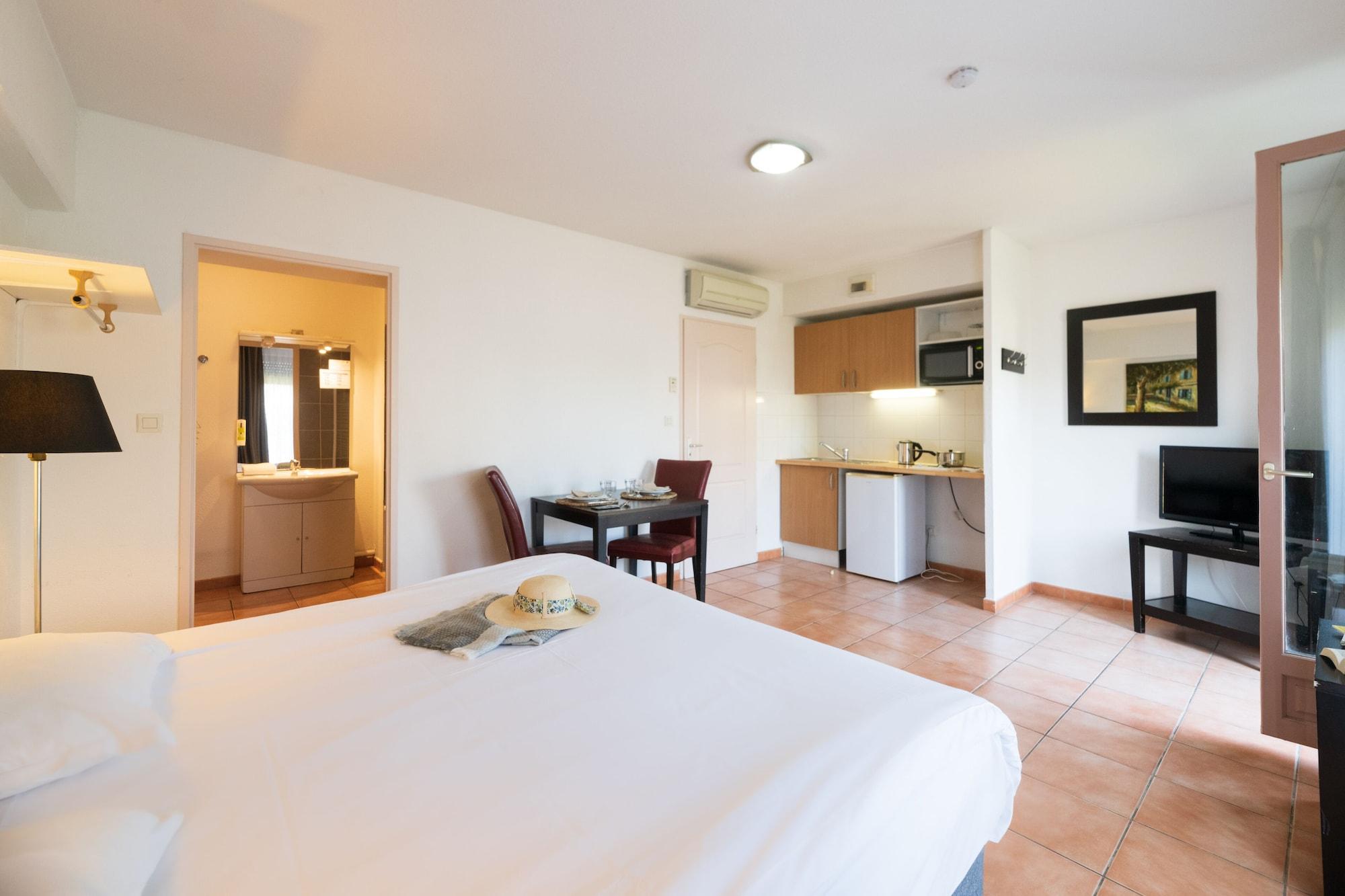 Cerise Carcassonne Sud Hotel Exterior photo
